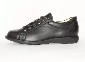 52801   Női betétes ortopéd cipő